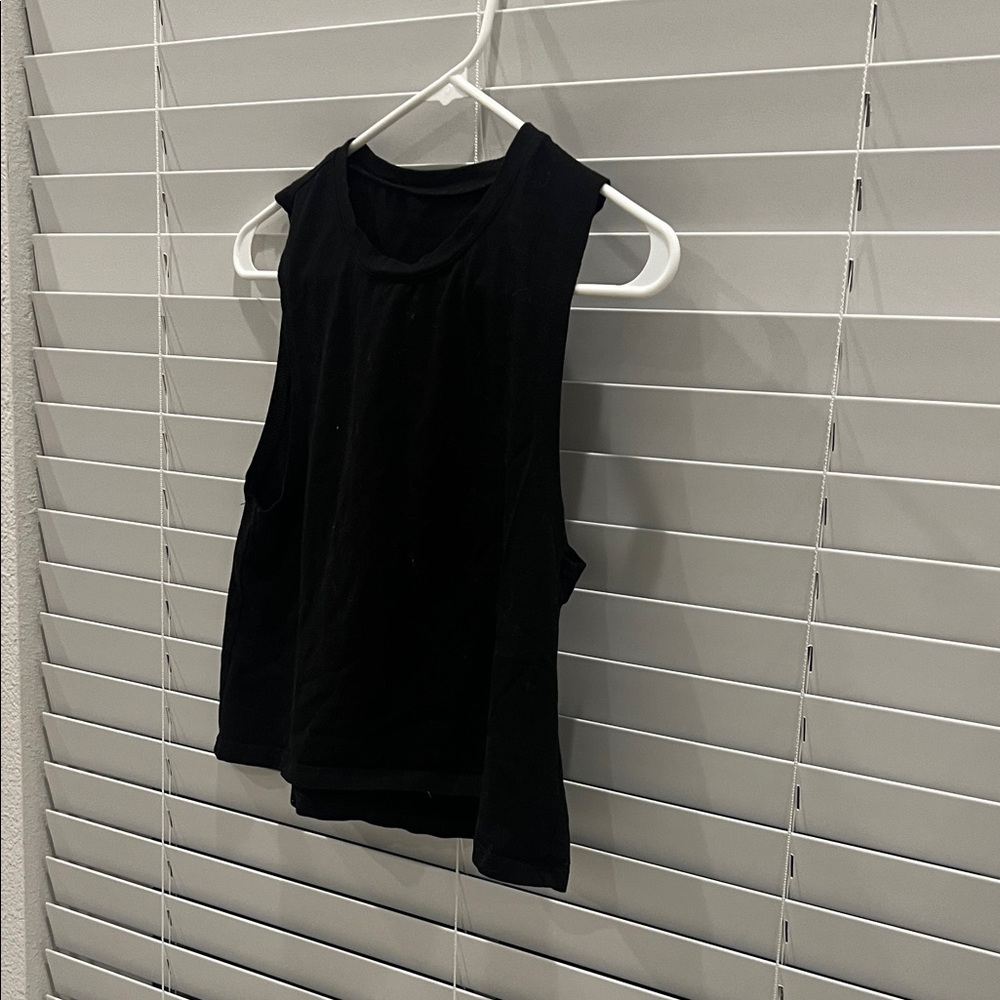 Black Sleeveless Women's Top